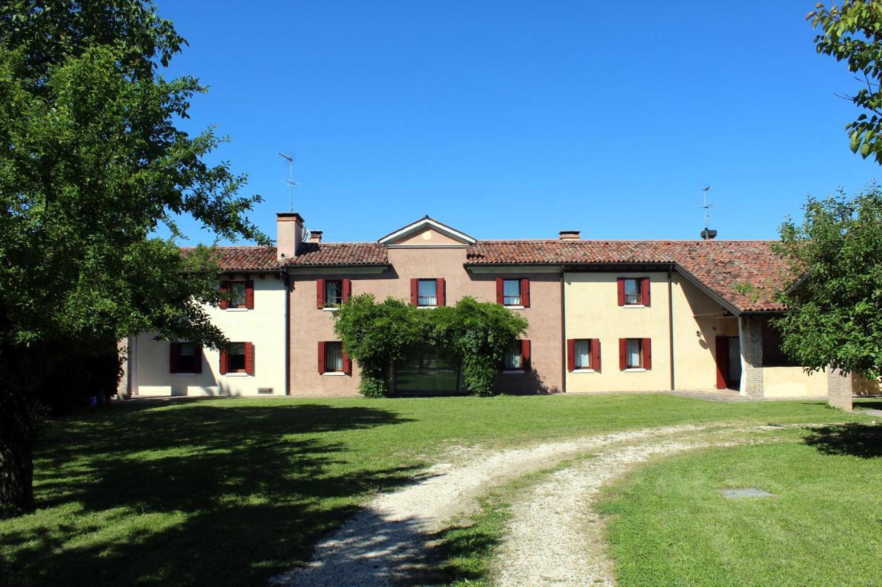 Tenuta Santa Lucia Apartment Silea